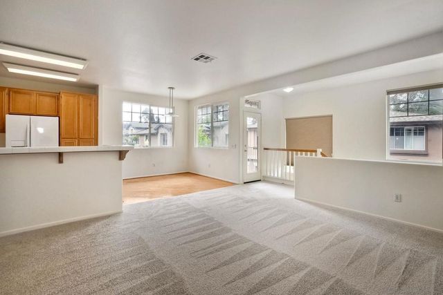 9633 West Canyon Terrace 2, San Diego, CA 92123