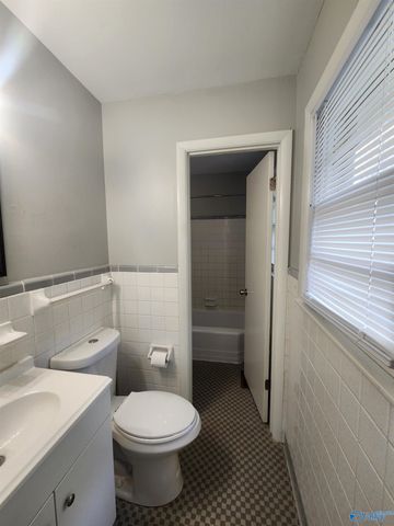 3614 Wilbur Avenue NW, Huntsville, AL 35810