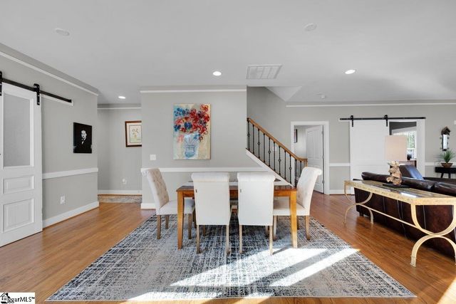 10 N Avondale Drive, Greenville, SC 29609