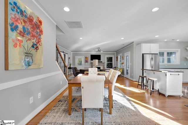 10 N Avondale Drive, Greenville, SC 29609