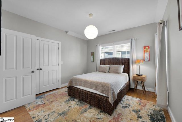 10 N Avondale Drive, Greenville, SC 29609