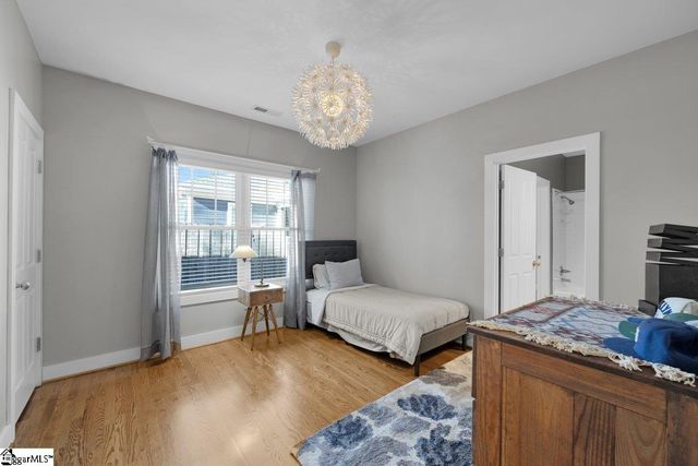 10 N Avondale Drive, Greenville, SC 29609