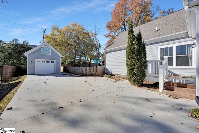 10 N Avondale Drive, Greenville, SC 29609