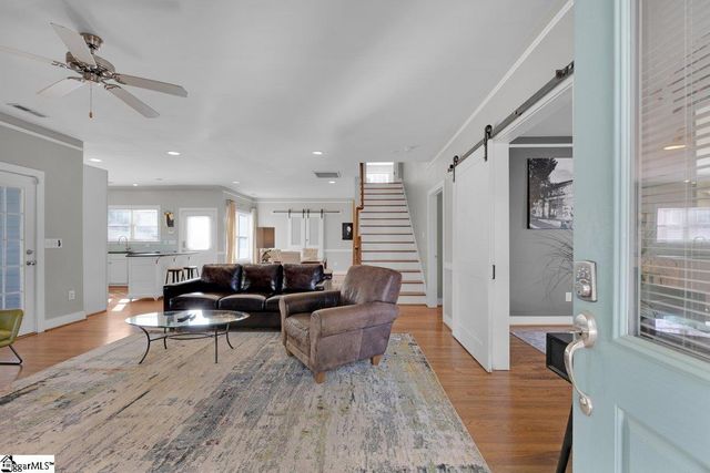 10 N Avondale Drive, Greenville, SC 29609