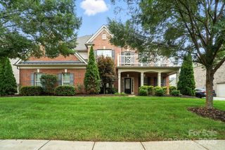 9927 Woodland Watch Court, Charlotte, NC 28277