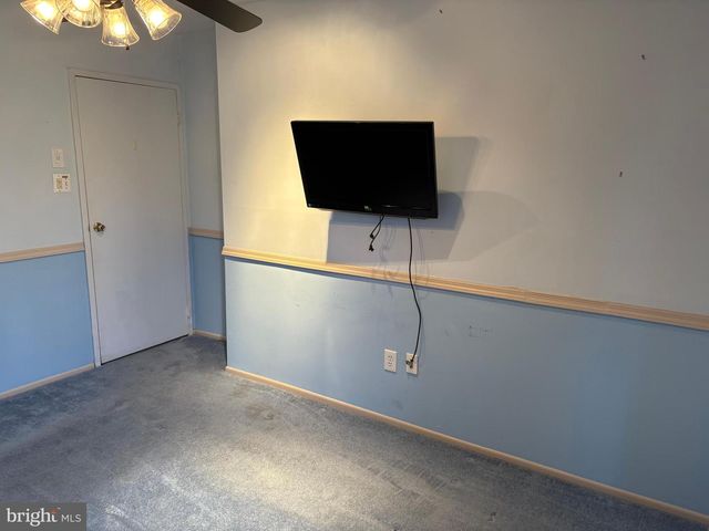 1706 JULIE CT, Bensalem, PA 19020