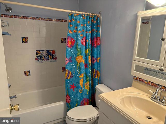 1706 JULIE CT, Bensalem, PA 19020