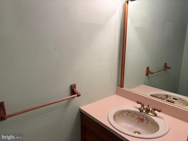 1706 JULIE CT, Bensalem, PA 19020