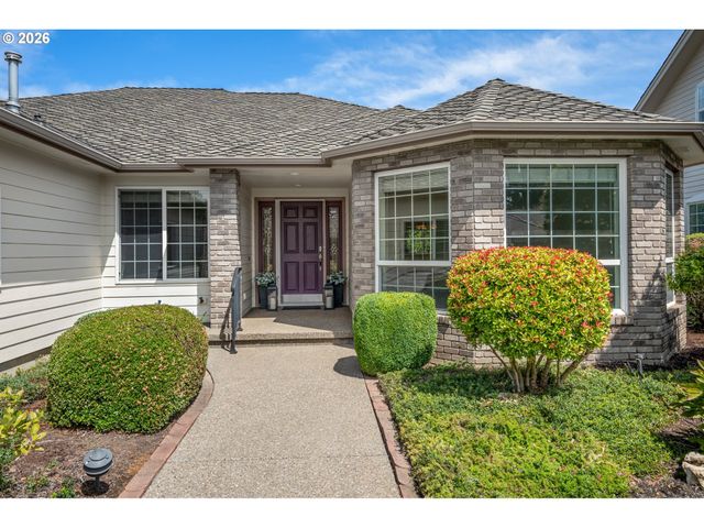 6526 HOGAN Dr N, Keizer, OR 97303