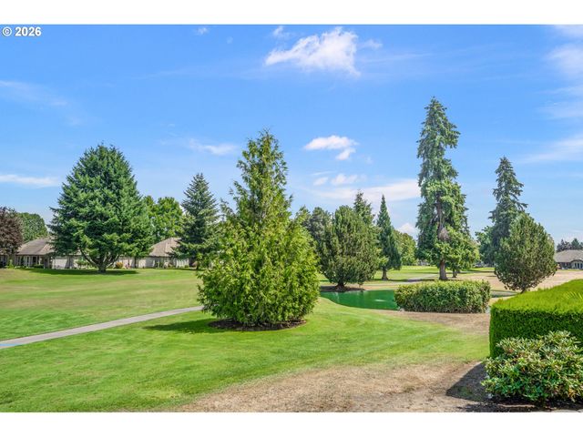 6526 HOGAN Dr N, Keizer, OR 97303