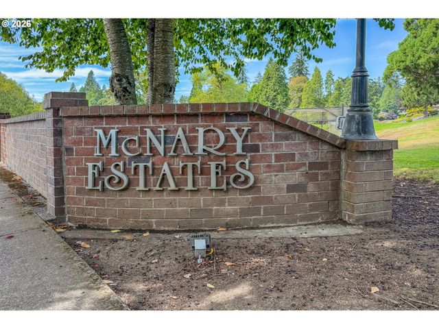 6526 HOGAN Dr N, Keizer, OR 97303