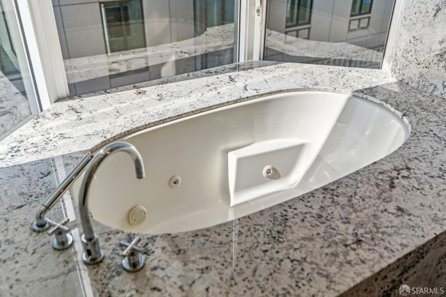 1150 Sacramento Street 601, San Francisco, CA 94108