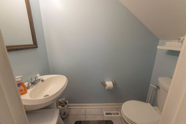 222 Highmoor Drive, Round Lake Park, IL 60073