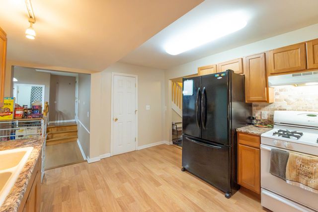 222 Highmoor Drive, Round Lake Park, IL 60073