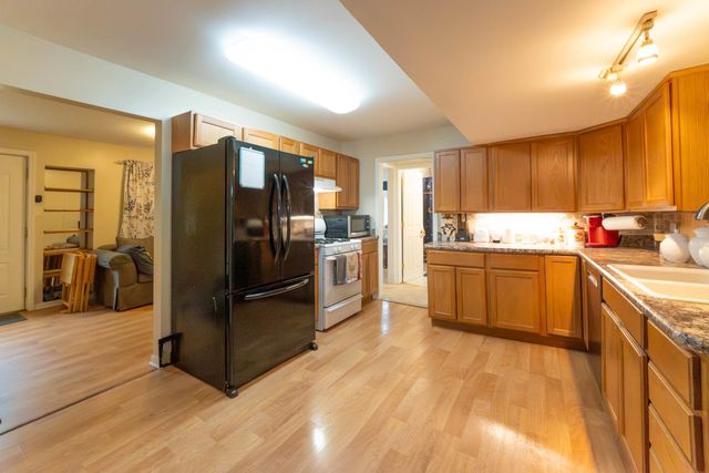 222 Highmoor Drive, Round Lake Park, IL 60073