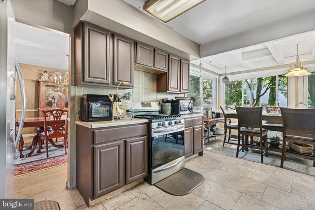 122 GREEN VALE RD, Cherry Hill, NJ 08034