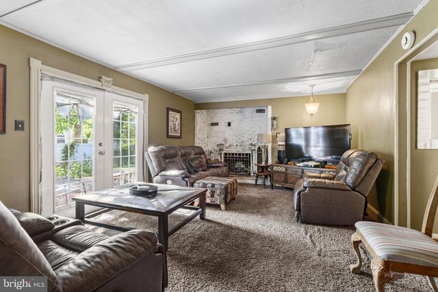 122 GREEN VALE RD, Cherry Hill, NJ 08034