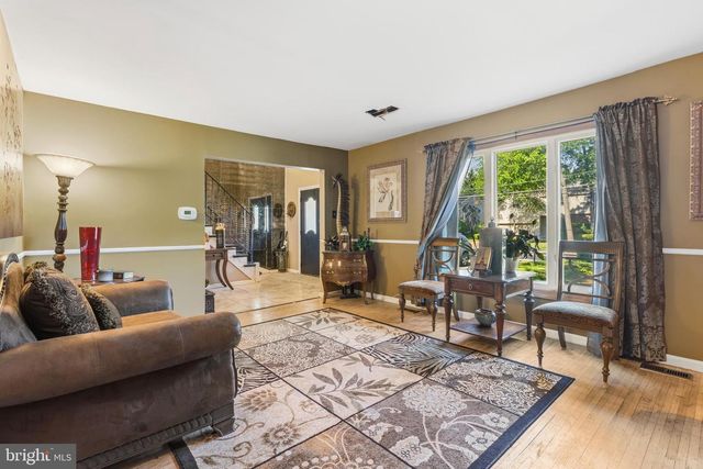 122 GREEN VALE RD, Cherry Hill, NJ 08034