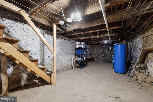 354 E SIXTH AVE, Conshohocken, PA 19428