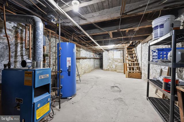 354 E SIXTH AVE, Conshohocken, PA 19428