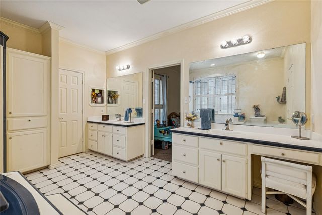 3558 S Nolan River Road, Cleburne, TX 76033