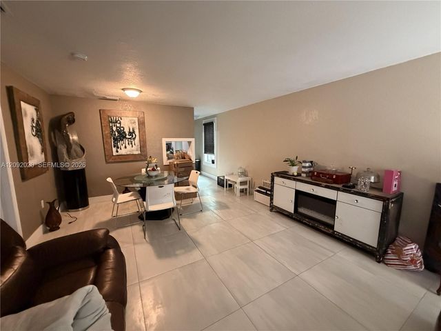 3814 NW 213th Street, Miami Gardens, FL 33055