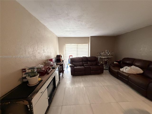 3814 NW 213th Street, Miami Gardens, FL 33055
