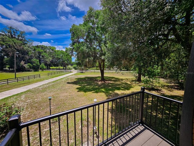 507 E HIGHWAY 318, Citra, FL 32113