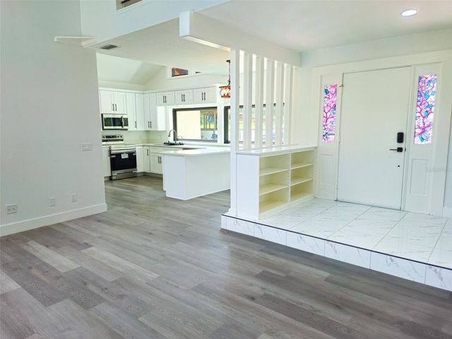 507 E HIGHWAY 318, Citra, FL 32113