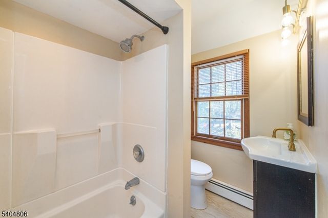 125 Mount Pleasant Ave, East Hanover Twp., NJ 07936