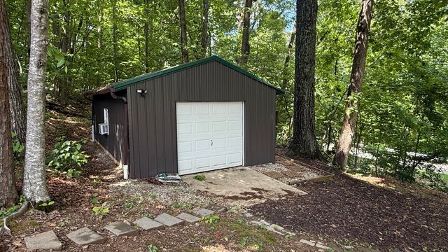 6767 Rush Branch Road, Somerset, KY 42501