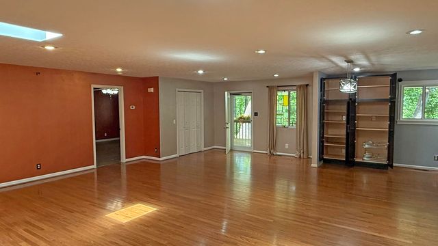 6767 Rush Branch Road, Somerset, KY 42501