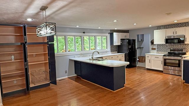 6767 Rush Branch Road, Somerset, KY 42501