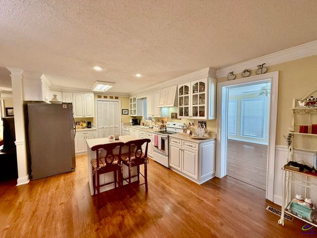309 Quail Run Drive, Warner Robins, GA 31088
