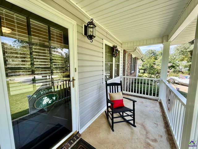 309 Quail Run Drive, Warner Robins, GA 31088