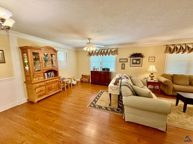 309 Quail Run Drive, Warner Robins, GA 31088