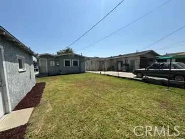 323 W 82nd Street, Los Angeles, CA 90003