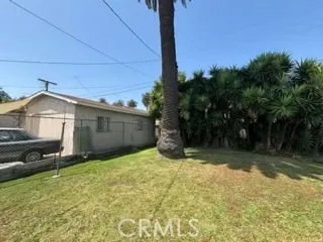 323 W 82nd Street, Los Angeles, CA 90003