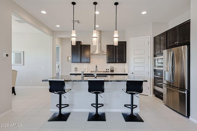 18172 W AMBERWOOD Drive, Goodyear, AZ 85338