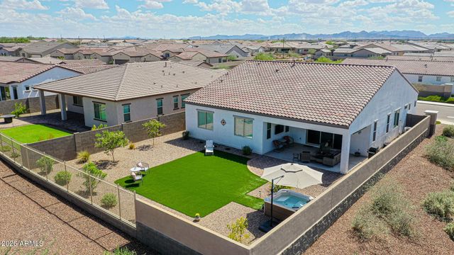 18172 W AMBERWOOD Drive, Goodyear, AZ 85338
