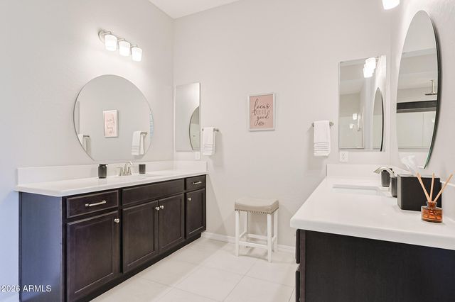 18172 W AMBERWOOD Drive, Goodyear, AZ 85338