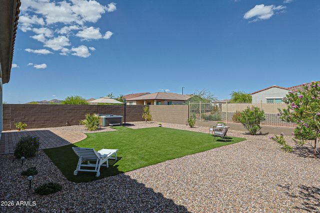 18172 W AMBERWOOD Drive, Goodyear, AZ 85338