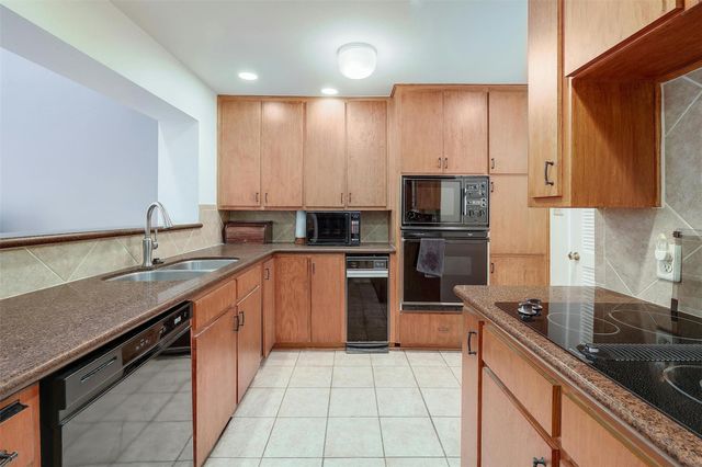 1735 Spyglass DR 115, Austin, TX 78746