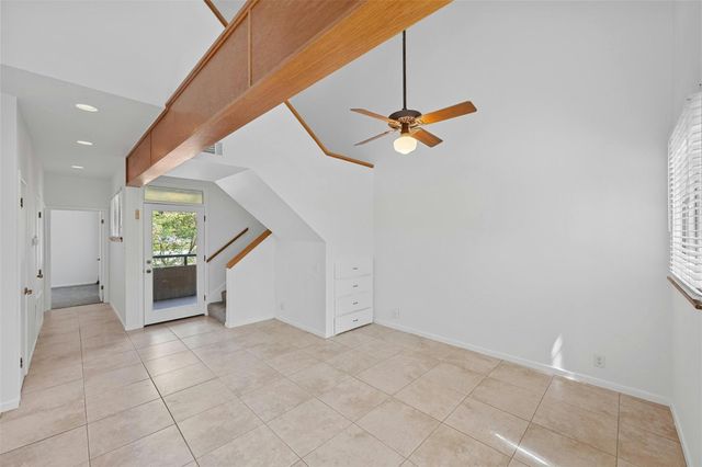 1735 Spyglass DR 115, Austin, TX 78746