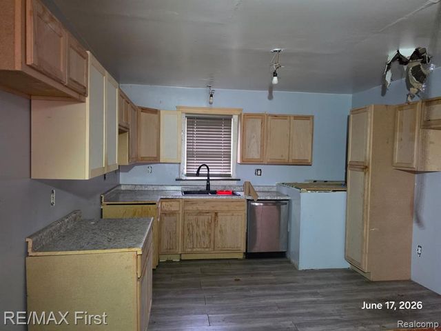 17784 Northrop Street, Detroit, MI 48219