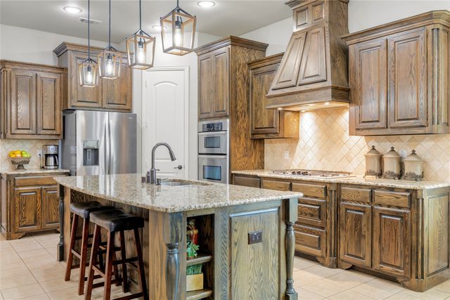 5601 Sunstar Lane, Flower Mound, TX 75028