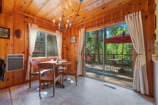 28454 Rolling Hills Rd, Pioneer, CA 95666