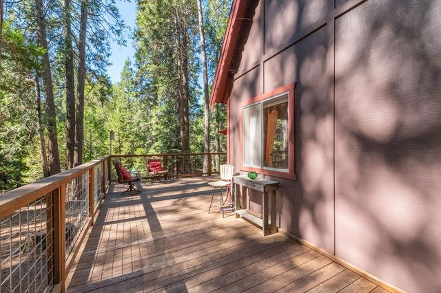 28454 Rolling Hills Rd, Pioneer, CA 95666
