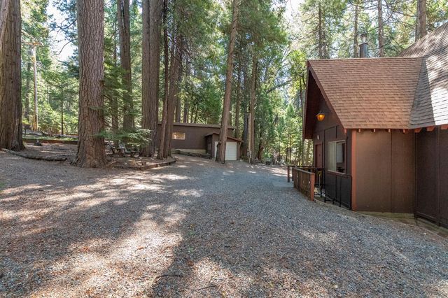 28454 Rolling Hills Rd, Pioneer, CA 95666