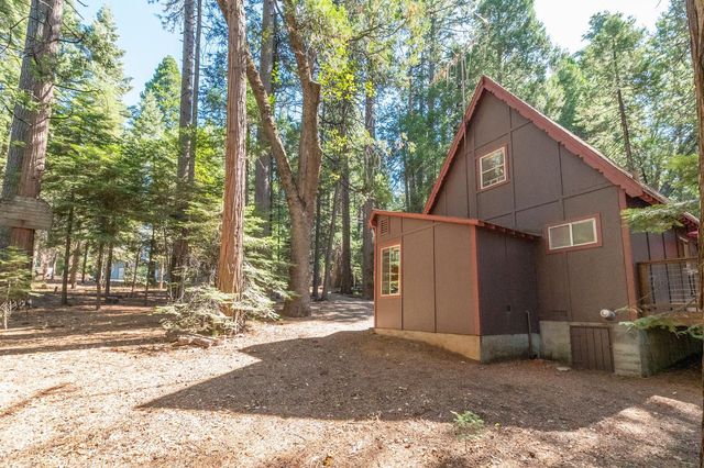 28454 Rolling Hills Rd, Pioneer, CA 95666